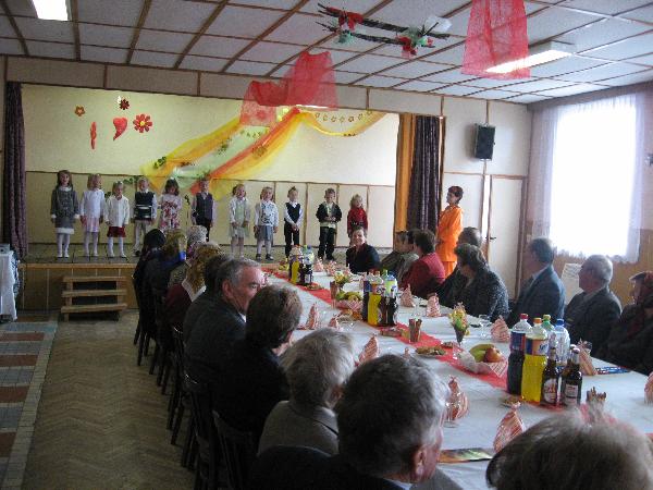 Posedenie s dochodcami   31.jpg
